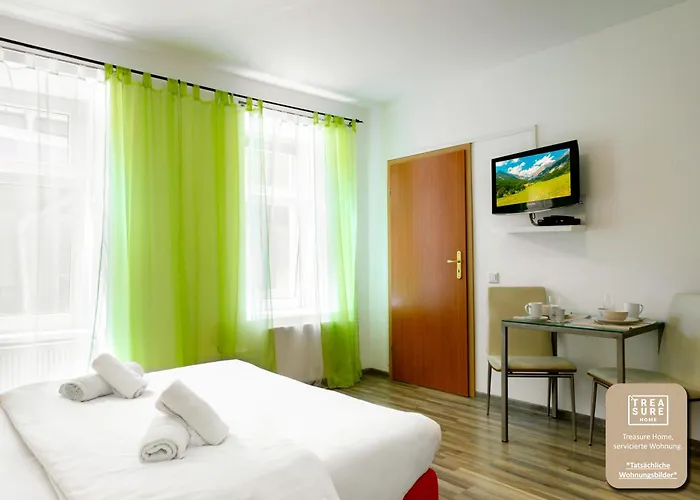 Default 1050 Guest house 3*